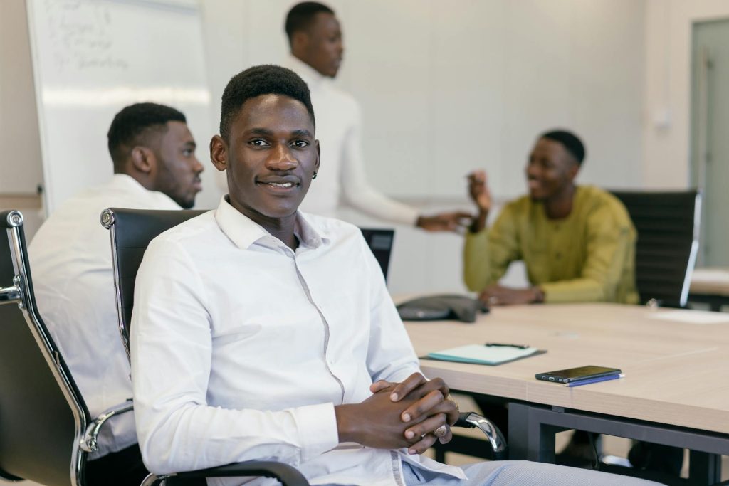 black team in office l2